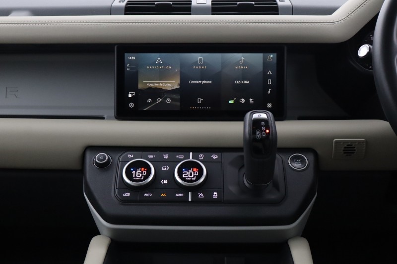 Used Land Rover Defender 2023 for sale - 78053246: Photo 15