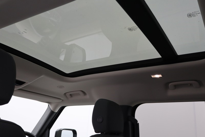 Used Land Rover Defender 2023 for sale - 78053246: Photo 22