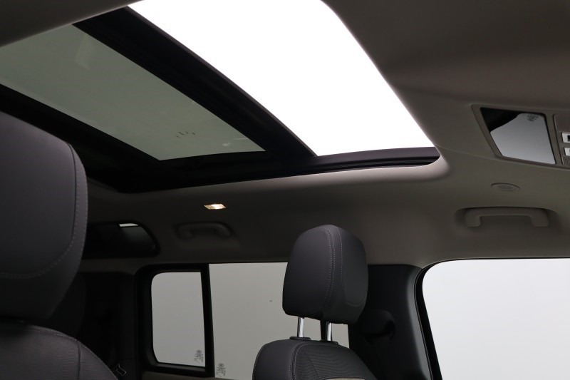 Used Land Rover Defender 2023 for sale - 78053246: Photo 23