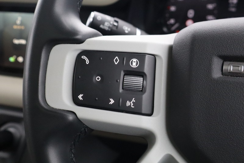 Used Land Rover Defender 2023 for sale - 78053246: Photo 30