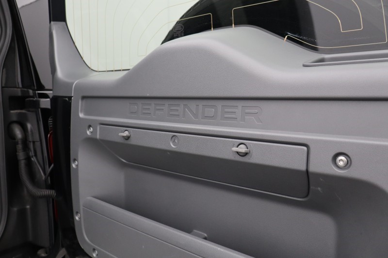 Used Land Rover Defender 2023 for sale - 78053246: Photo 45