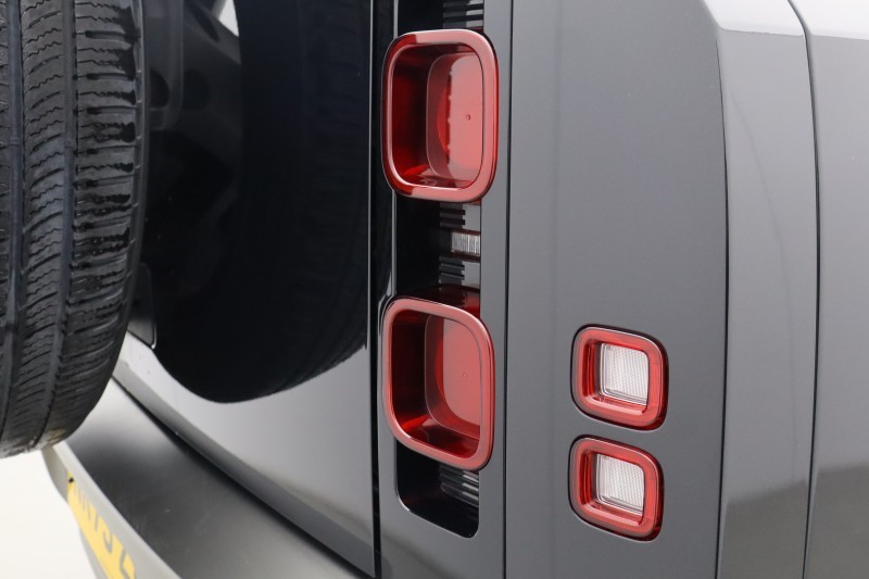 Used Land Rover Defender 2023 for sale - 78053246: Photo 52