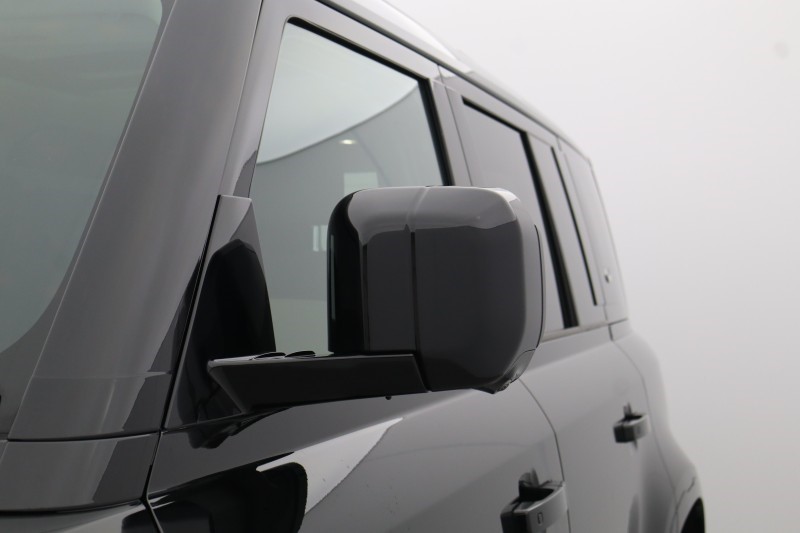 Used Land Rover Defender 2023 for sale - 78053246: Photo 56