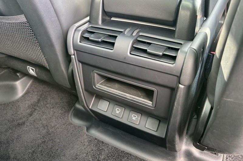 Used Land Rover Defender 2025 for sale - 76984321: Photo 18