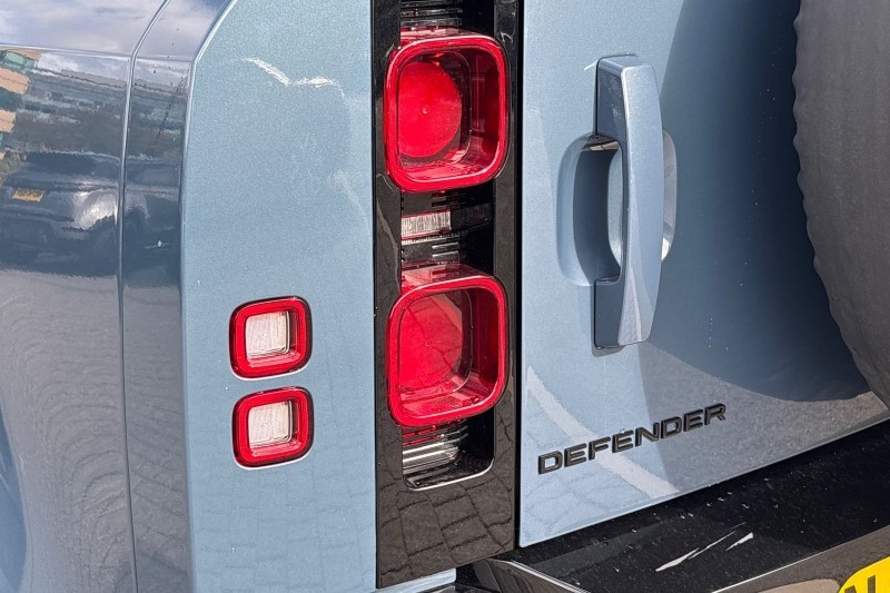 Used Land Rover Defender 2025 for sale - 76984321: Photo 19