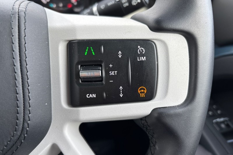 Used Land Rover Defender 2025 for sale - 76984321: Photo 28