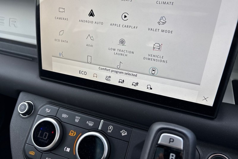 Used Land Rover Defender 2025 for sale - 76984321: Photo 31