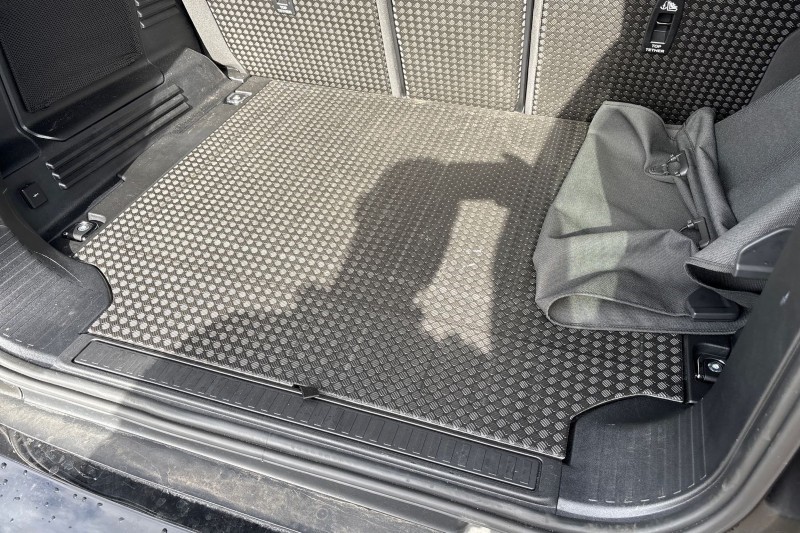 Used Land Rover Defender 2025 for sale - 76984321: Photo 37