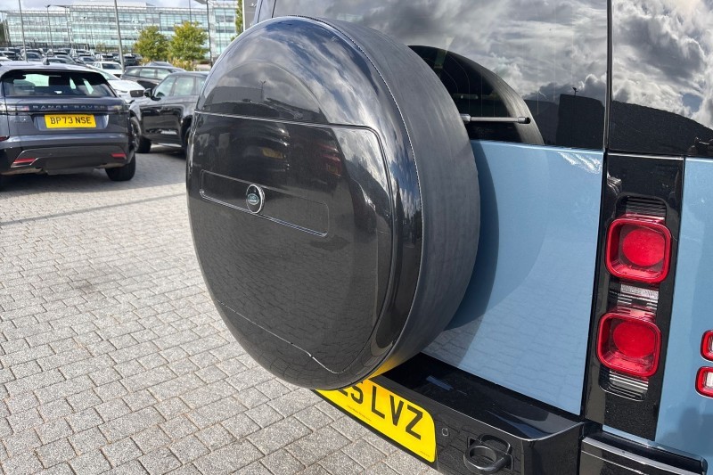 Used Land Rover Defender 2025 for sale - 76984321: Photo 43