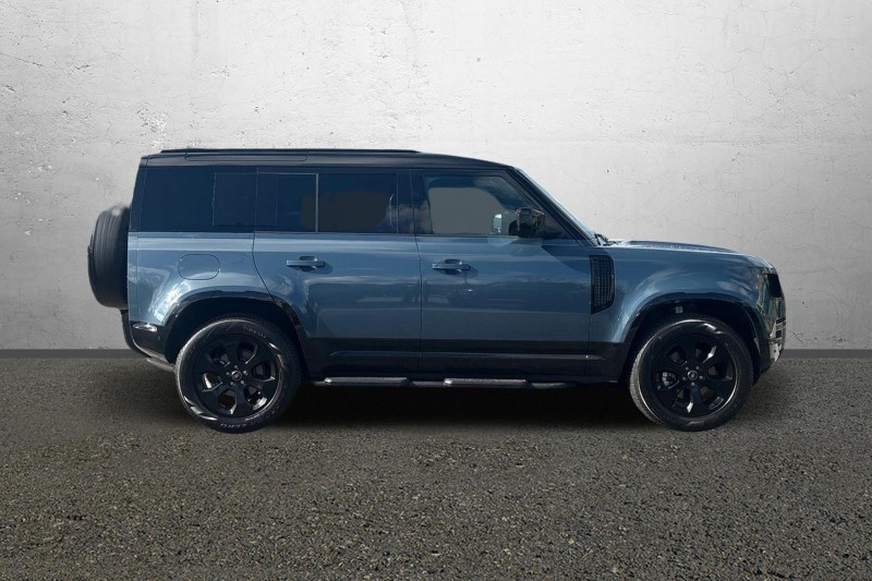 Used Land Rover Defender 2025 for sale - 76984321: Photo 5