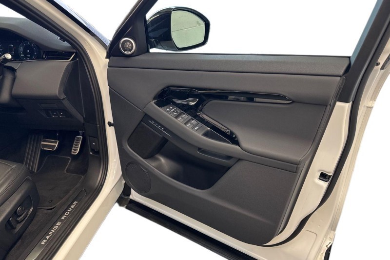 Used Land Rover Range Rover Evoque 2025 for sale - 77504448: Photo 21