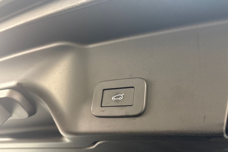 Used Land Rover Range Rover Evoque 2025 for sale - 77504448: Photo 37