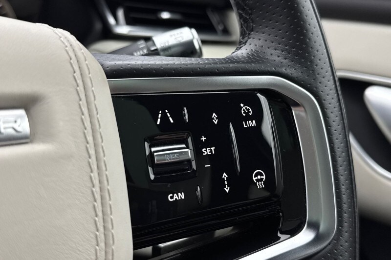 Used Land Rover Range Rover Velar 2023 for sale - 77501330: Photo 28