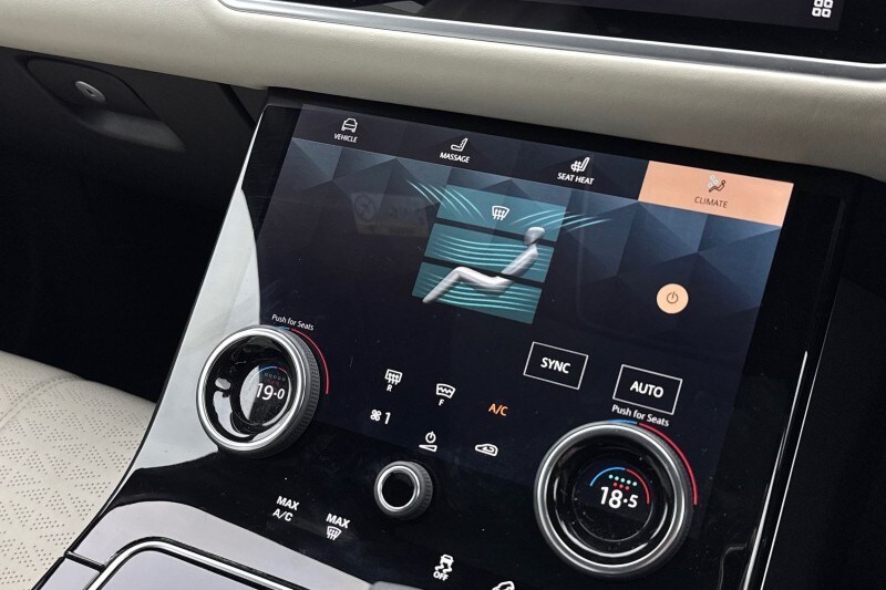 Used Land Rover Range Rover Velar 2023 for sale - 77501330: Photo 31