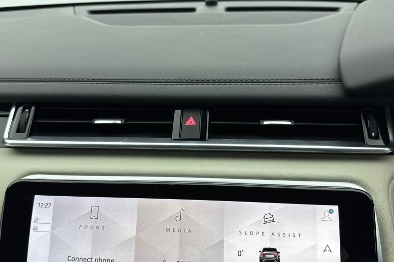 Used Land Rover Range Rover Velar 2023 for sale - 77501330: Photo 33