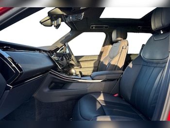 Used Land Rover Range Rover Sport 2025 for sale - 76984300: Photo