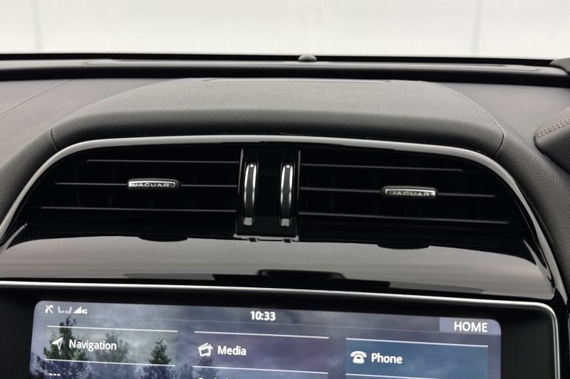 Used Jaguar F-Pace 2020 for sale - 77718122: Photo 34