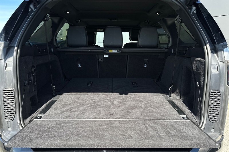 Used Land Rover Discovery 2025 for sale - 78162062: Photo 11