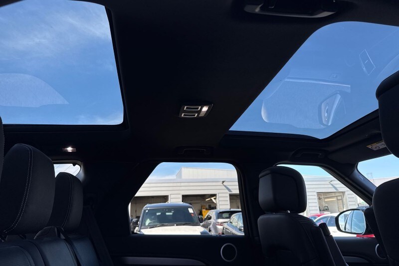 Used Land Rover Discovery 2025 for sale - 78162062: Photo 22