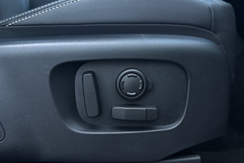 Used Land Rover Discovery 2025 for sale - 78162062: Photo 25