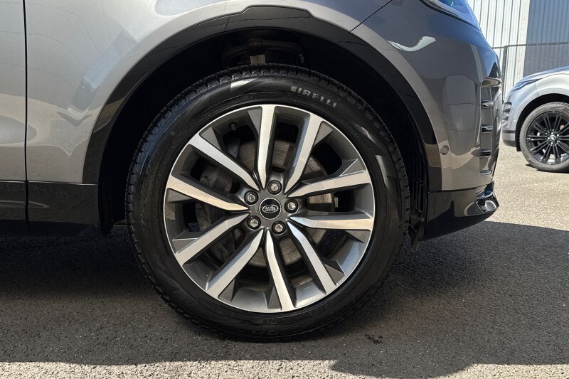 Used Land Rover Discovery 2025 for sale - 78162062: Photo 9