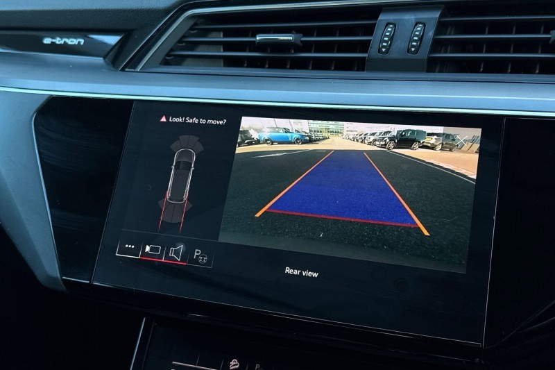 Used Audi e-tron 2020 for sale - 77918151: Photo 12