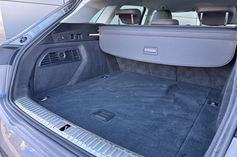 Used Audi e-tron 2020 for sale - 77918151: Photo 36