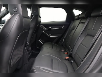 Used Jaguar F-Pace 2024 for sale - 77762952: Photo