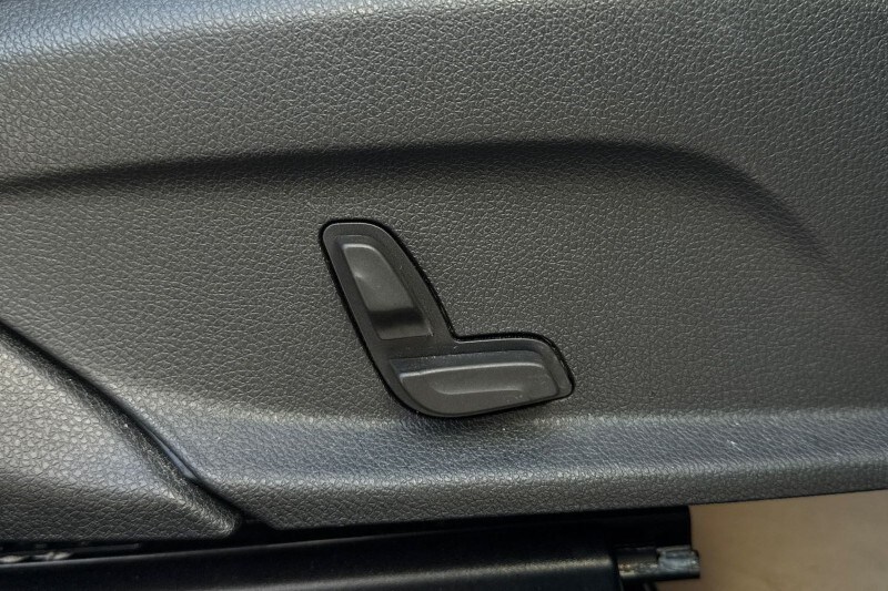 Used Mercedes-Benz GLC 2019 for sale - 78162074: Photo 23