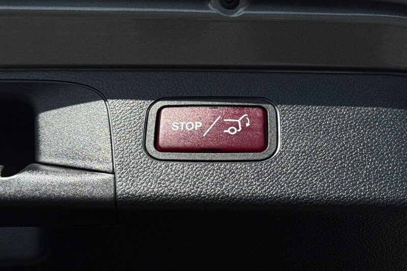 Used Mercedes-Benz GLC 2019 for sale - 78162074: Photo 38