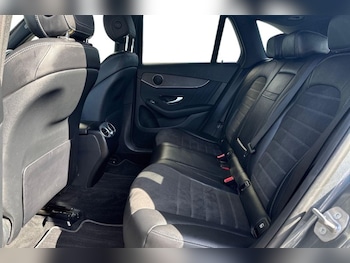 Used Mercedes-Benz GLC 2019 for sale - 78162074: Photo