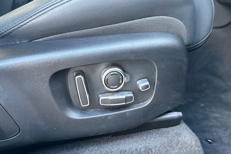 Used Land Rover Range Rover Velar 2024 for sale - 76984349: Photo 24