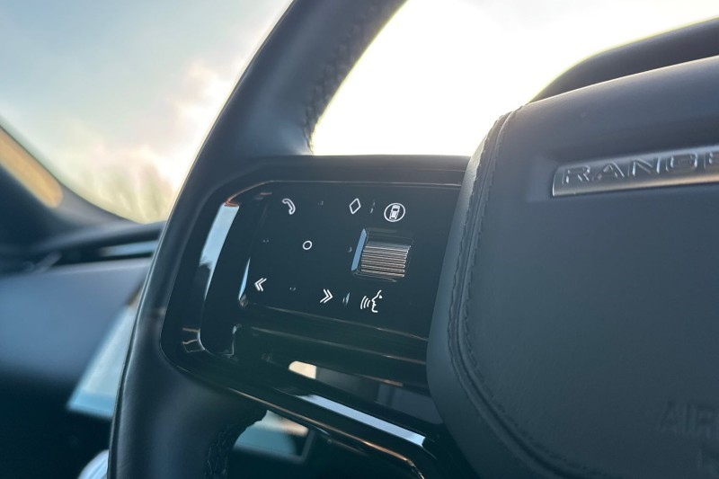 Used Land Rover Range Rover Velar 2024 for sale - 76984349: Photo 27