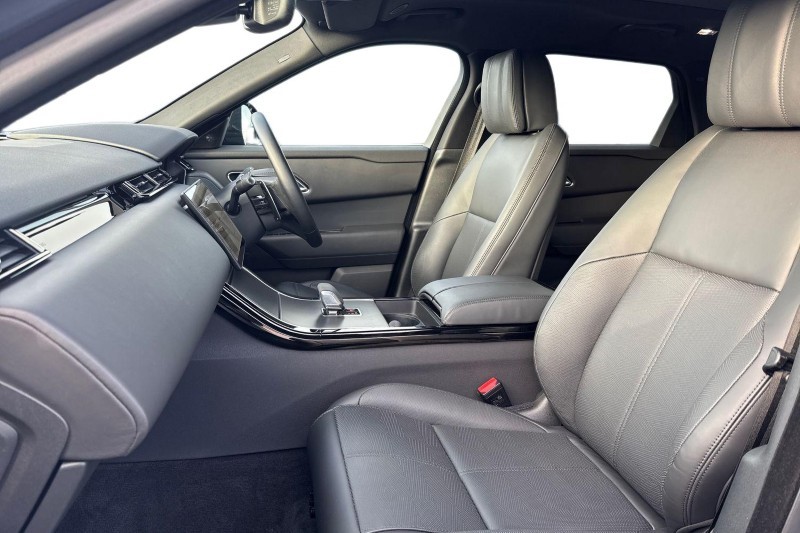 Used Land Rover Range Rover Velar 2024 for sale - 76984349: Photo 3