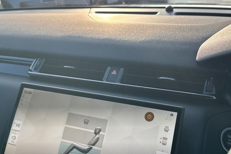 Used Land Rover Range Rover Velar 2024 for sale - 76984349: Photo 31