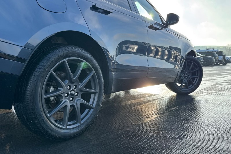 Used Land Rover Range Rover Velar 2024 for sale - 76984349: Photo 43