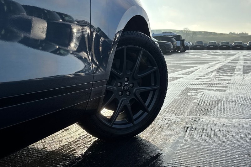 Used Land Rover Range Rover Velar 2024 for sale - 76984349: Photo 44