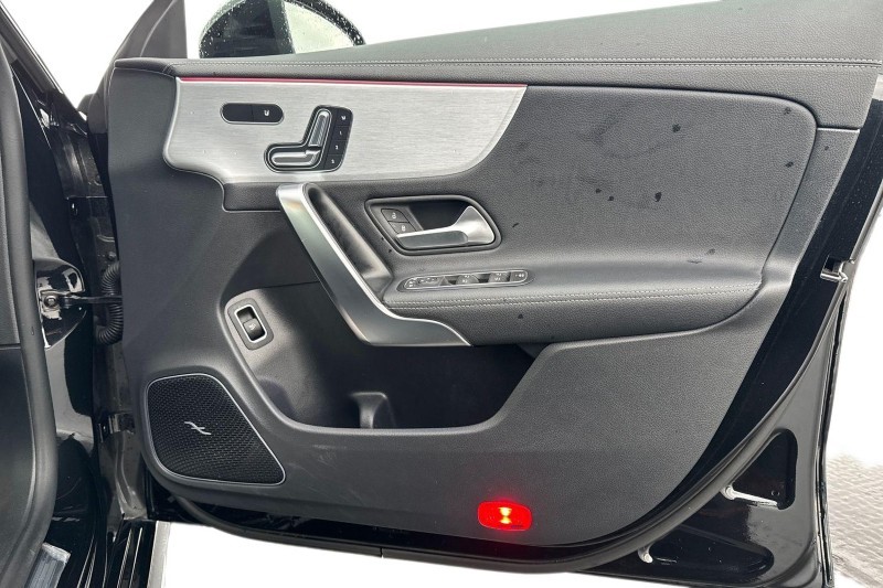 Used Mercedes-Benz CLA 2023 for sale - 76984357: Photo 22