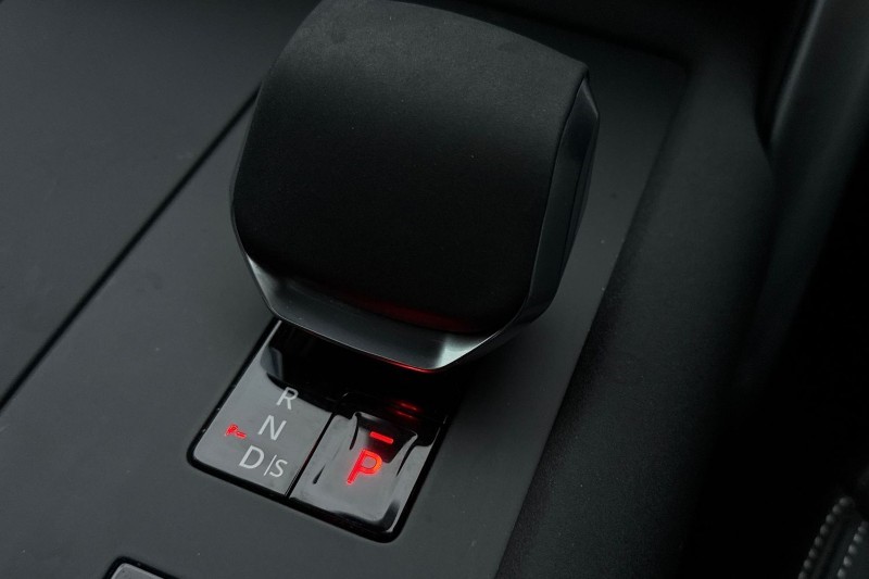 Used Land Rover Discovery 2025 for sale - 77459869: Photo 13