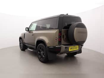 Used Land Rover Defender 2021 for sale - 79855395: Photo