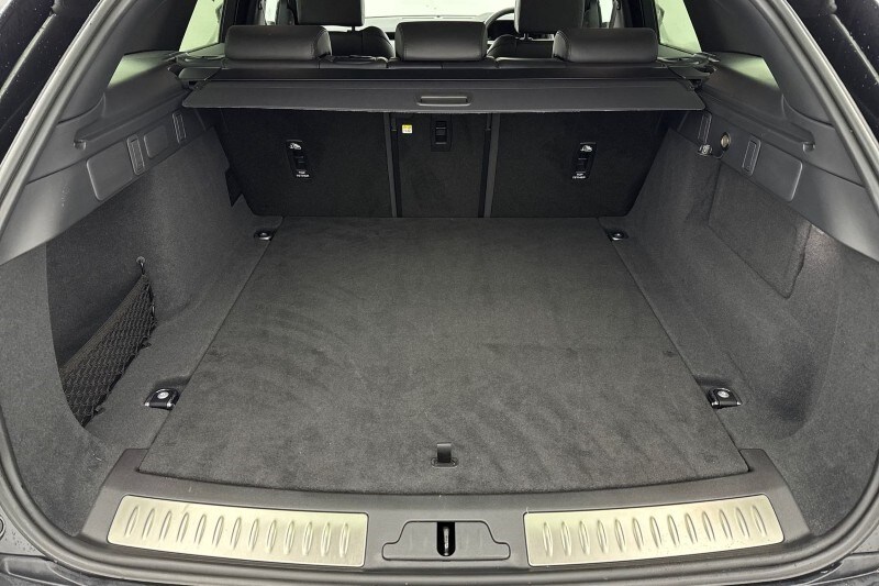 Used Land Rover Range Rover Velar 2024 for sale - 77459851: Photo 10