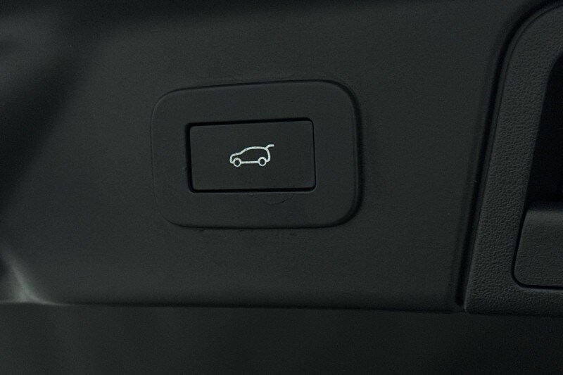 Used Land Rover Range Rover Velar 2024 for sale - 77459851: Photo 38