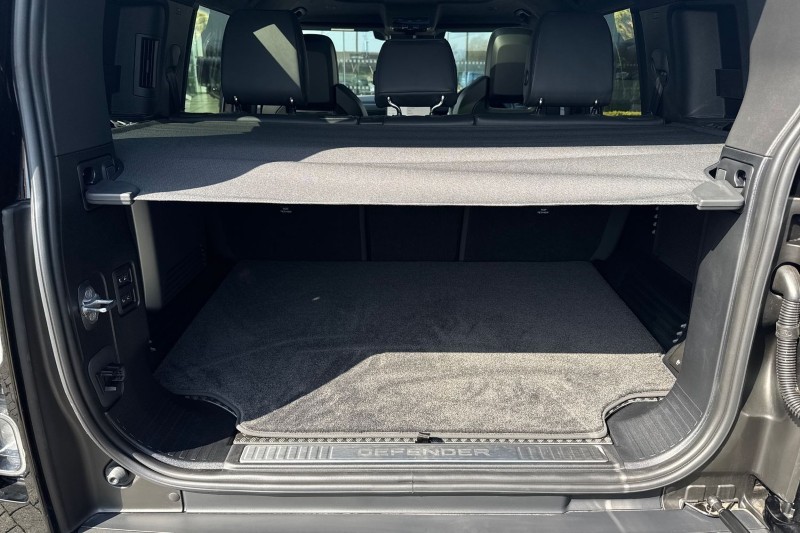 Used Land Rover Defender 2026 for sale - 78175992: Photo 11