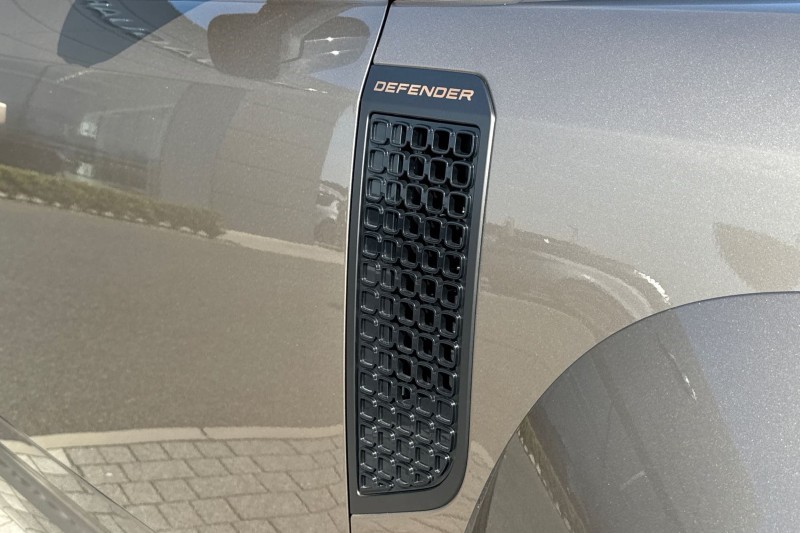 Used Land Rover Defender 2026 for sale - 78175992: Photo 21