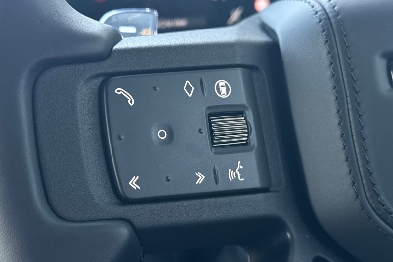 Used Land Rover Defender 2026 for sale - 78175992: Photo 30