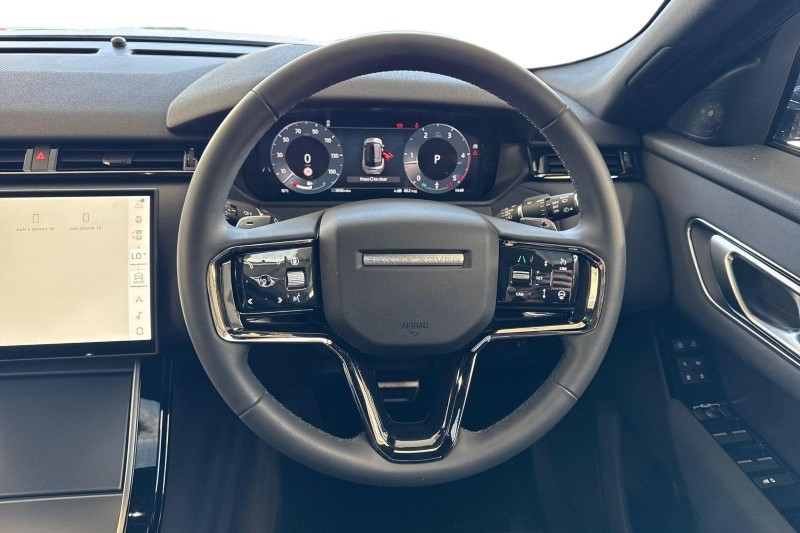 Used Land Rover Range Rover Velar 2025 for sale - 76984346: Photo 15