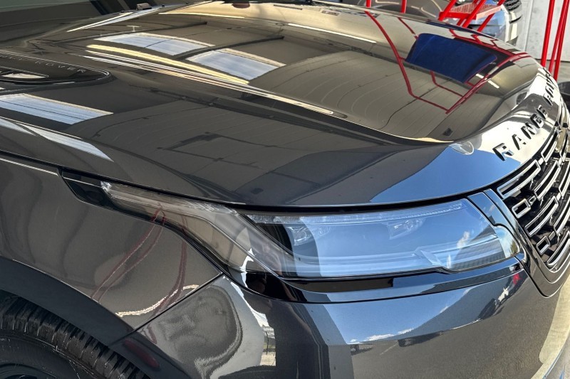 Used Land Rover Range Rover Velar 2025 for sale - 76984346: Photo 17