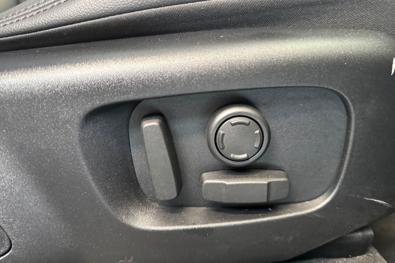 Used Land Rover Range Rover Velar 2025 for sale - 76984346: Photo 24