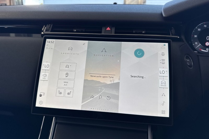 Used Land Rover Range Rover Velar 2025 for sale - 76984346: Photo 30