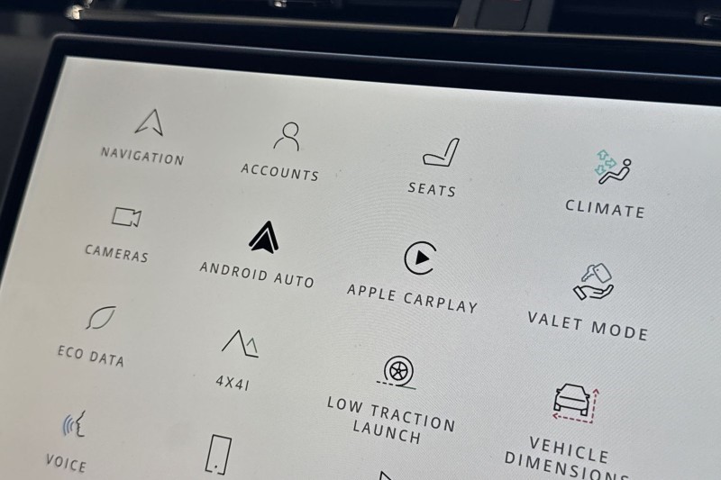 Used Land Rover Range Rover Velar 2025 for sale - 76984346: Photo 31